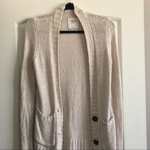 Abercrombie and Fitch Cream Cardigan - Picture 2 of 10